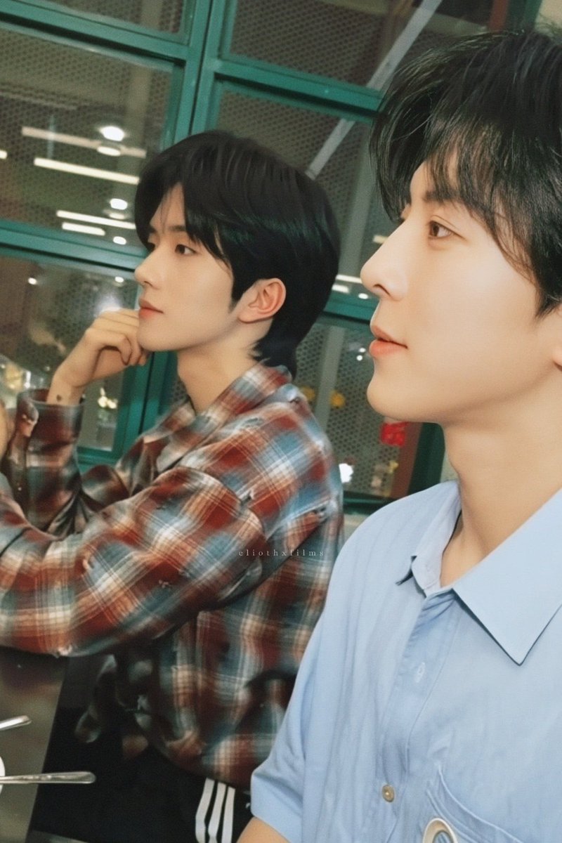 츄 ⟢ tweet media