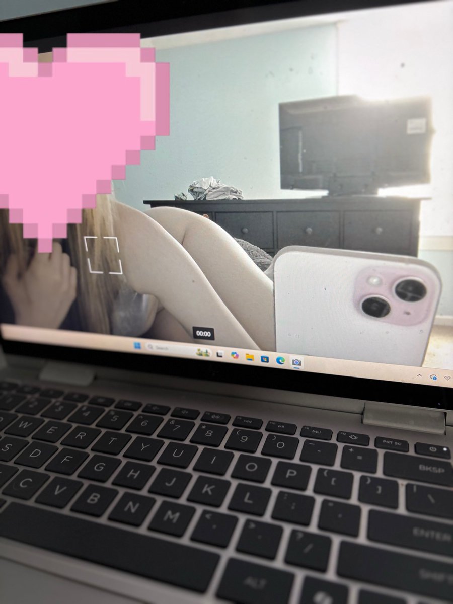 findomkittyy's tweet photo. wyd tonight? ;)

#findomme #paypig #nsfw #nsfwtwt https://t.co/msFdy5r2rv