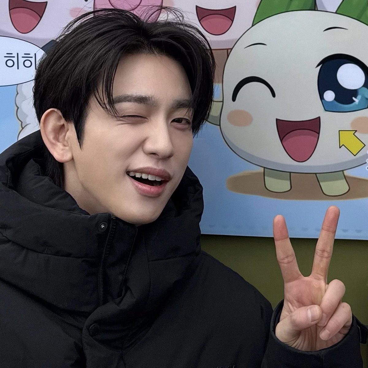 영 tweet media