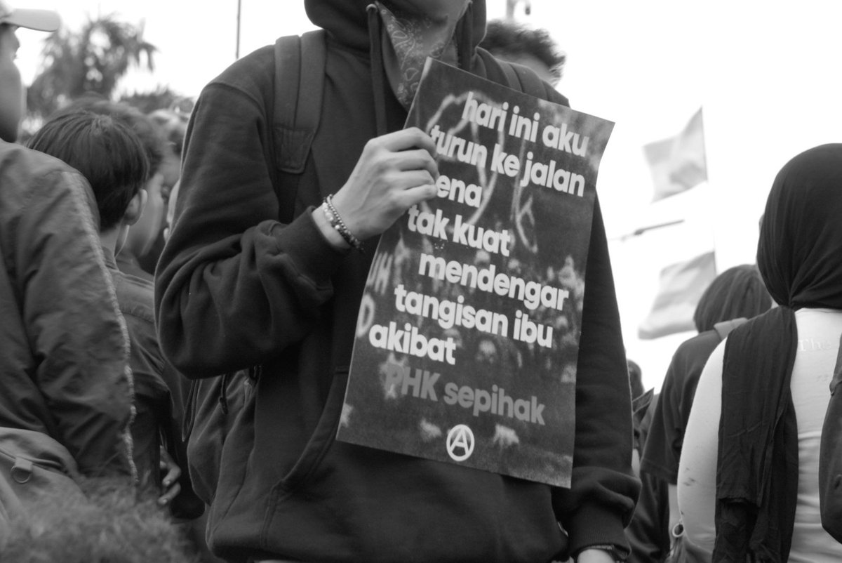 pita tweet media