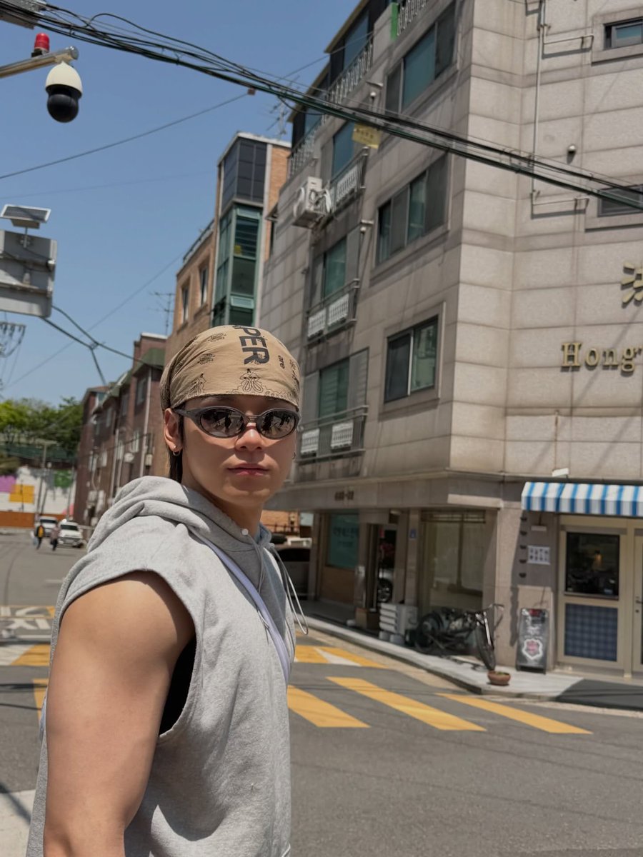 우먕. tweet media