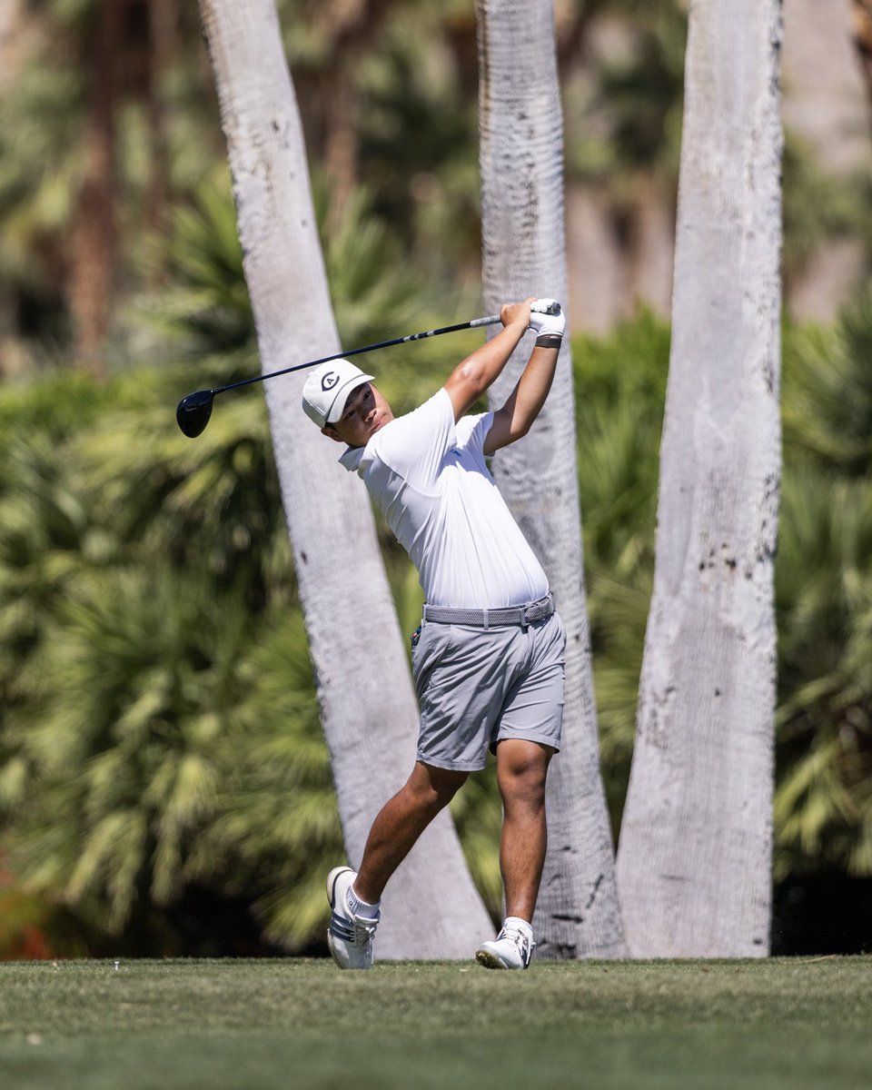 ucdavismgolf's tweet image. T3 after Round 1 at the Big West Championship 👊

Zhenxian Zhang leads the way with a 3-under 69, sitting T2 on the individual leaderboard. The Aggies card a 291 (+3).

Zhang: 69 (-3) — T2
Da Silva: 72 (E) — T8
Wang: 75 (+3) — T29
Nair: 75 (+3) — T29
Firpo: 79 (+7) — 44th

#GoAgs