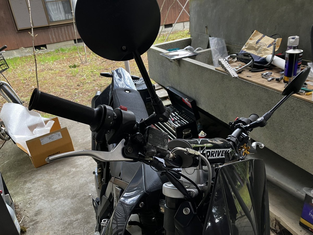 さく tweet media