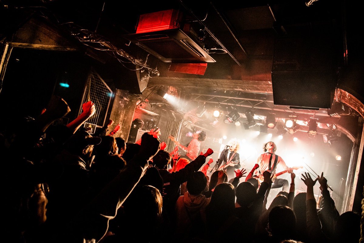 ╭━━━◇📸◇━━━━╮

　　Instagram更新

╰━━━━━━━━━━━╯

2019.11.04 大阪2nd LINE

『 long a long〜あの日の夢は夢のままじゃない〜 』
我等友情永久不滅編

ライブ写真を掲載！

photo by @mariookawa

▽▽▽
instagram.com/p/DX5oq_dgTd9/…