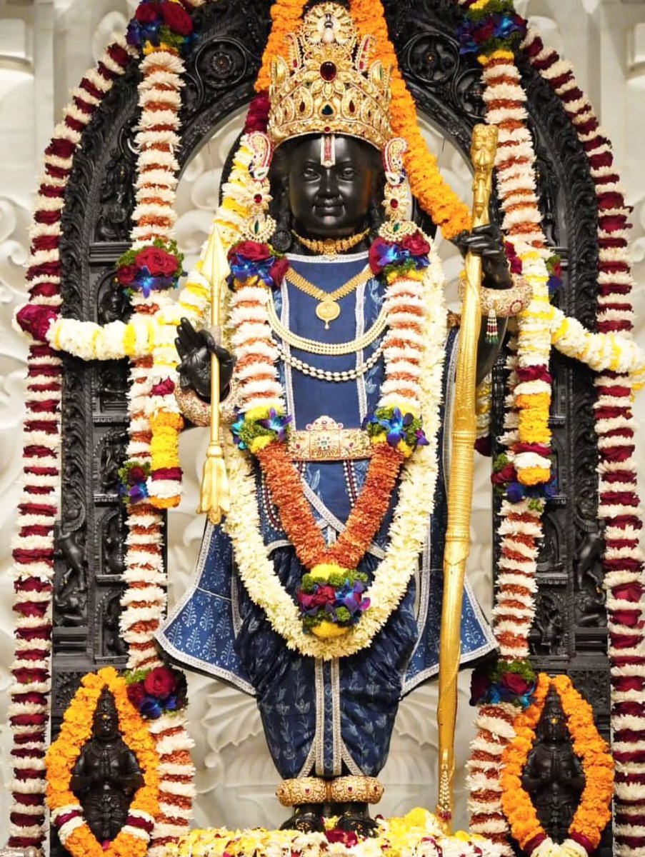 PoonamTiwari95's tweet image. ❣️एक ही नारा एक ही नाम -  जय श्री राम 🙏
 #JaiShriRam #MoneySavingTips #GodMorningMonday #MorningVibe #Tejran