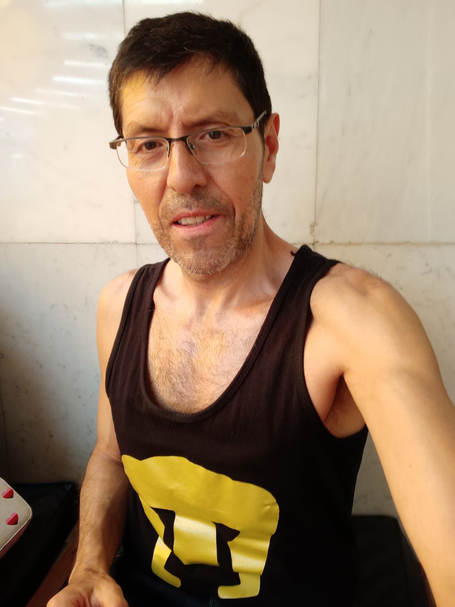 billyrody's tweet image. Listos para lo que sigue 

#Pumas #CiudadDeMéxico #arte #art #fotografía #fotografia #poesia #Poesía #Gay #LGBT #escritor #escritores #poesia #DePumasSoy #DeCanteraSomos #Shirtless #UnidosPorLaHistoria #ShirtlessBoys