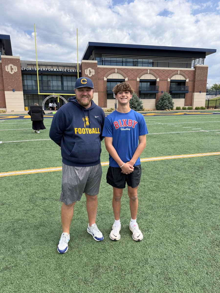 JaiRobins2029's tweet photo. Had a great day at UCO prospect camp! Great coaches to learn from! @Pbriningstool @ucobronchofb https://t.co/ztW8g4U9Pm