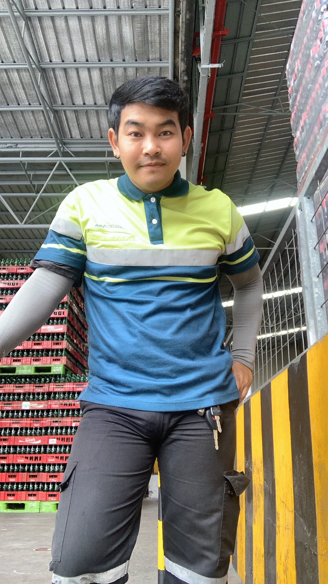 ChanachaiPhanm1's tweet photo. วันนี้ไม่เห็นค่า งั้นเอาใว้วันหน้าก็ได้ เพราะเห็นเราทุกวันแหละ #หุ่นหมี https://t.co/l5O1xFvhzk