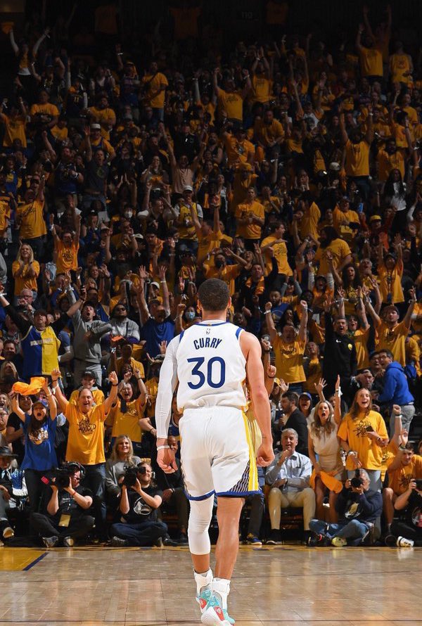 De🅿️ressed Warriors Fan 💔 tweet media