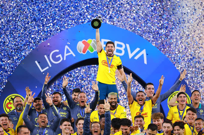 Jaír | 16 🏆🦅 tweet media