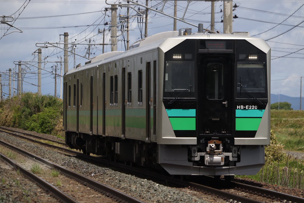 ‰🛤 tweet media