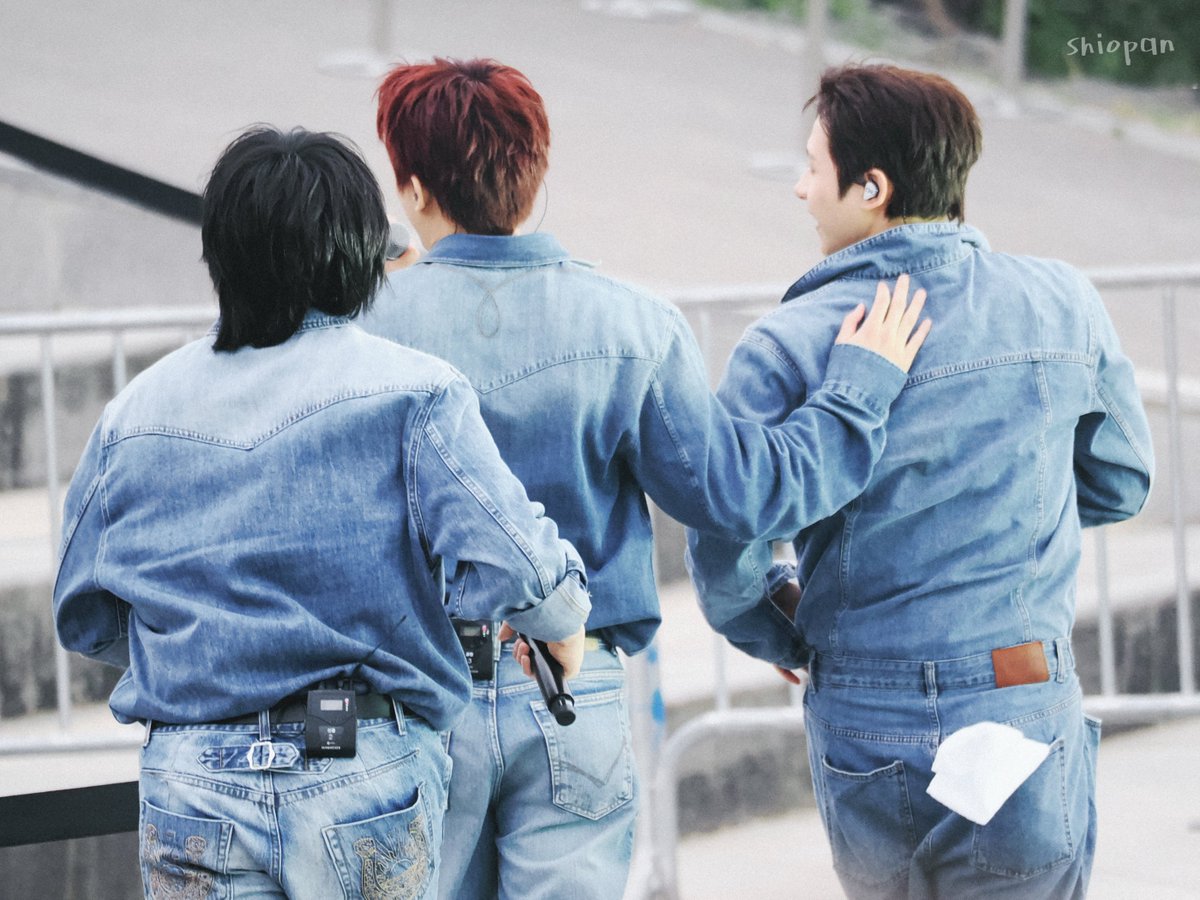 shiopan320's tweet photo. 260502 예빛섬 공개콘서트

15주년💚함께 계속 달려 나가자! 행복하자! YEAH～！

#B1A4 #신우 #산들 #공찬 https://t.co/wt8GlqGzwB