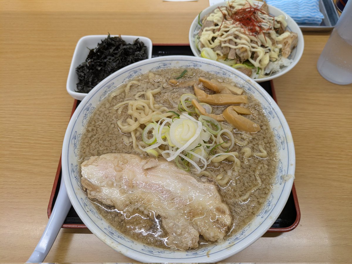 うめぼし tweet media