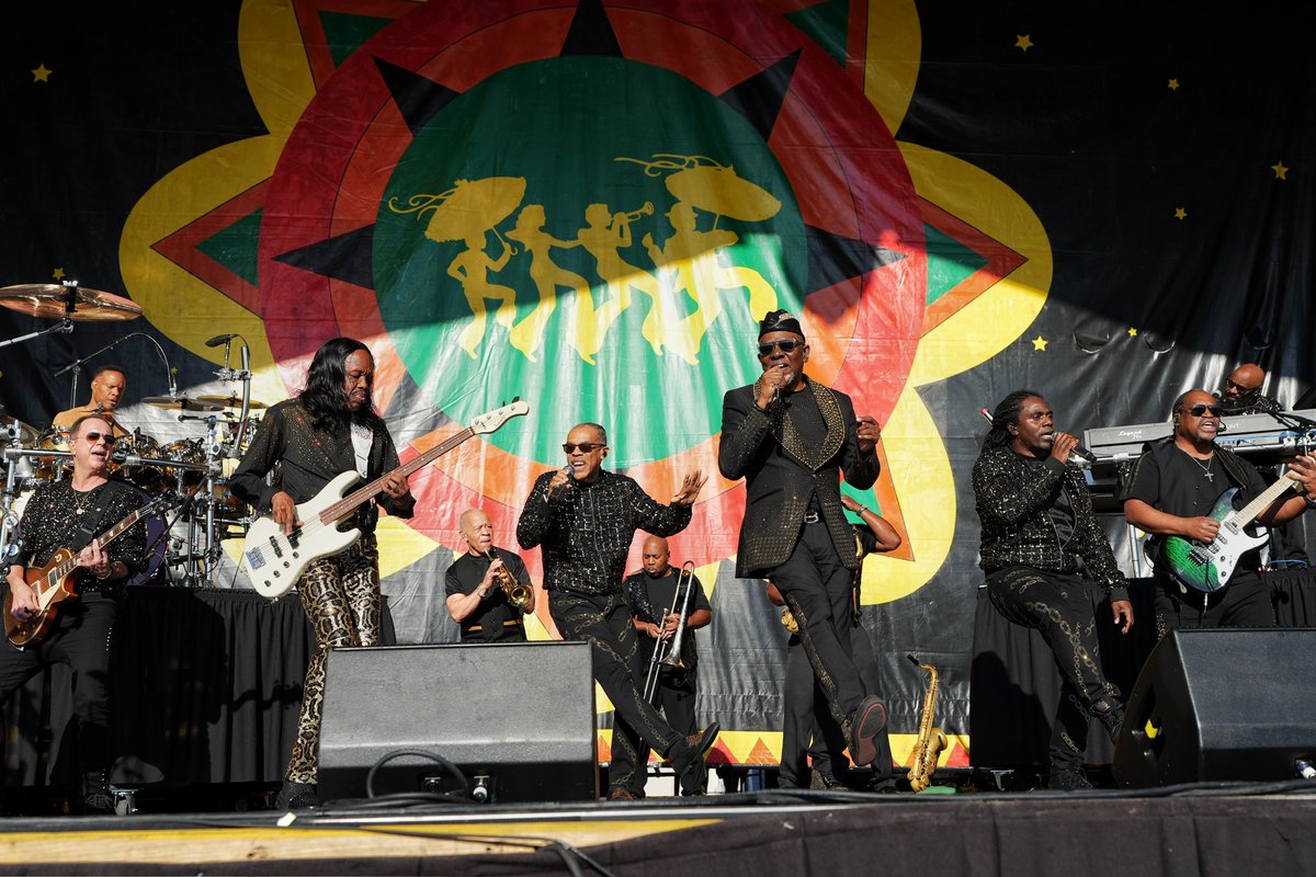 jazzfest's tweet photo. Making the world a better place—one Fest at a time...
Until next year!
#jazzfest
📷 : Douglas Mason, David Brendan Hall, Katie LaRocca, Alison Green, Joshua Brasted https://t.co/OXDTfj8FAY