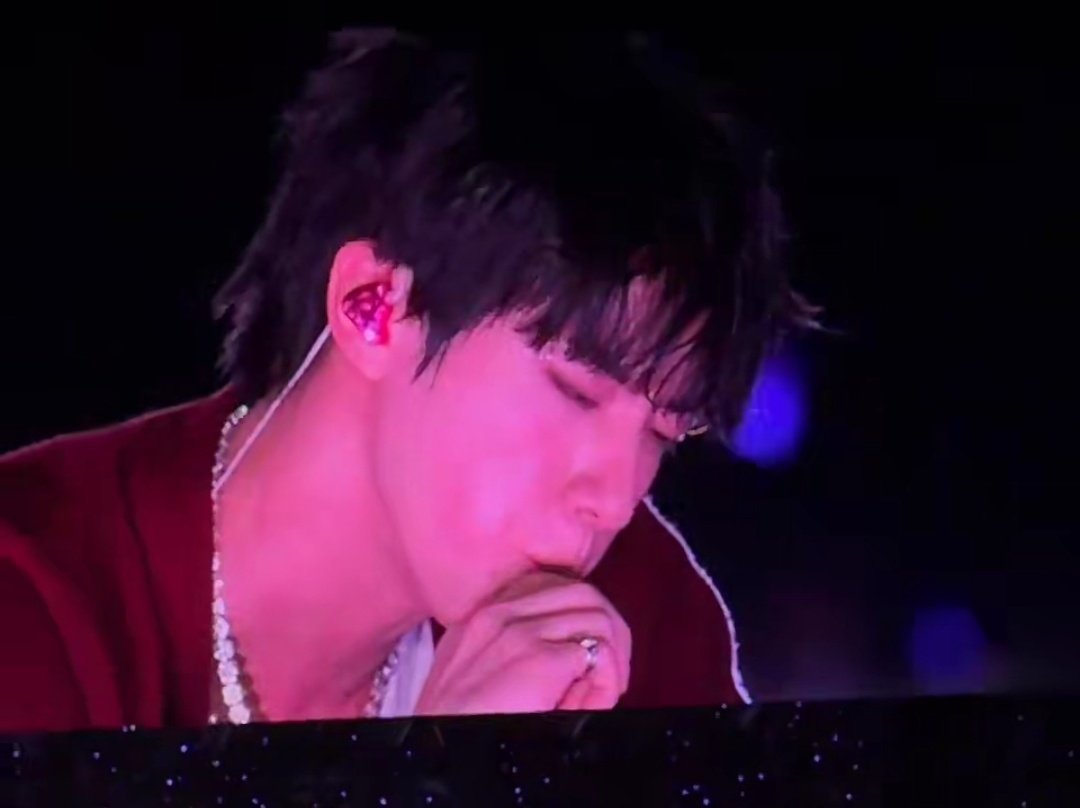 MH81⁷👻~⊙⊝⊜~SeeingBTSin2026🤩 tweet media