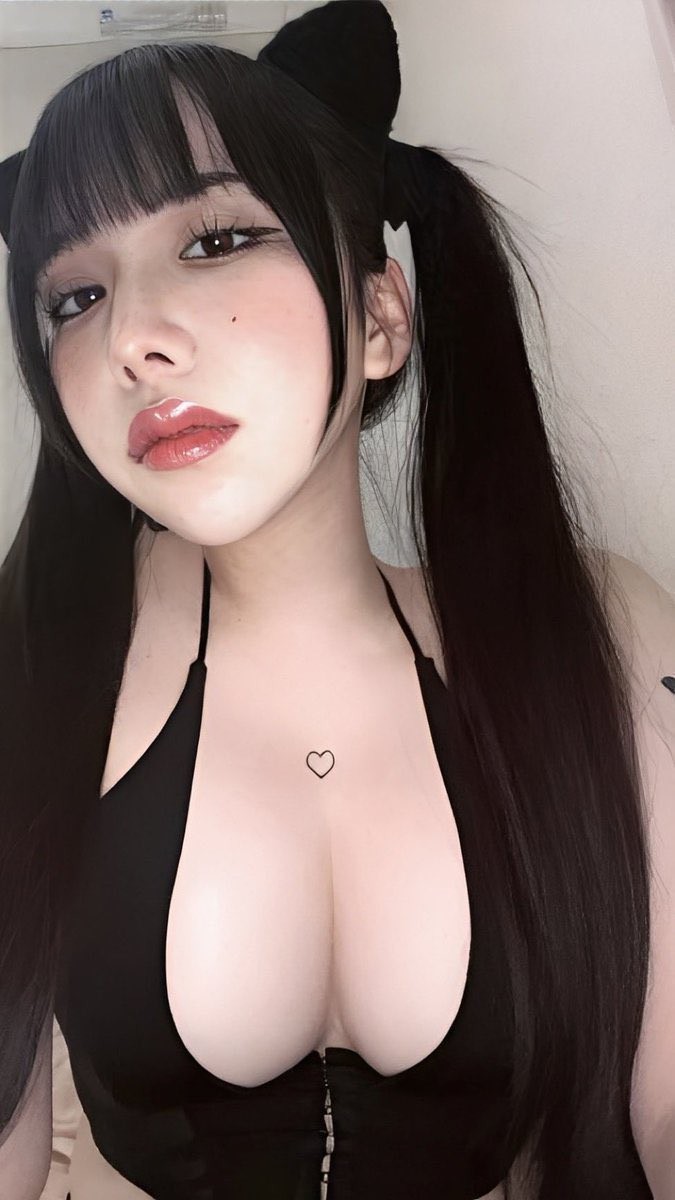 FD 태연🩷 tweet media