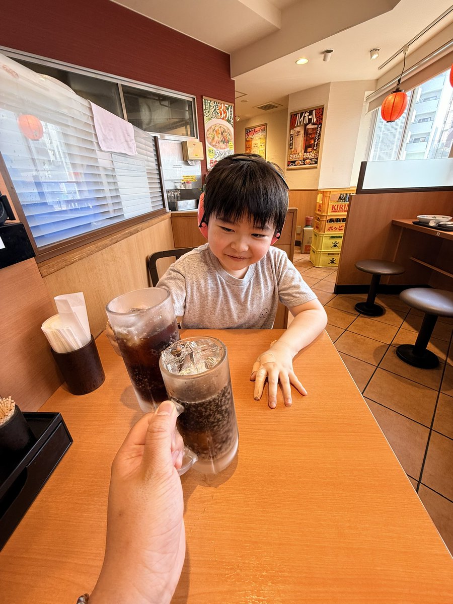りょうすけ tweet media
