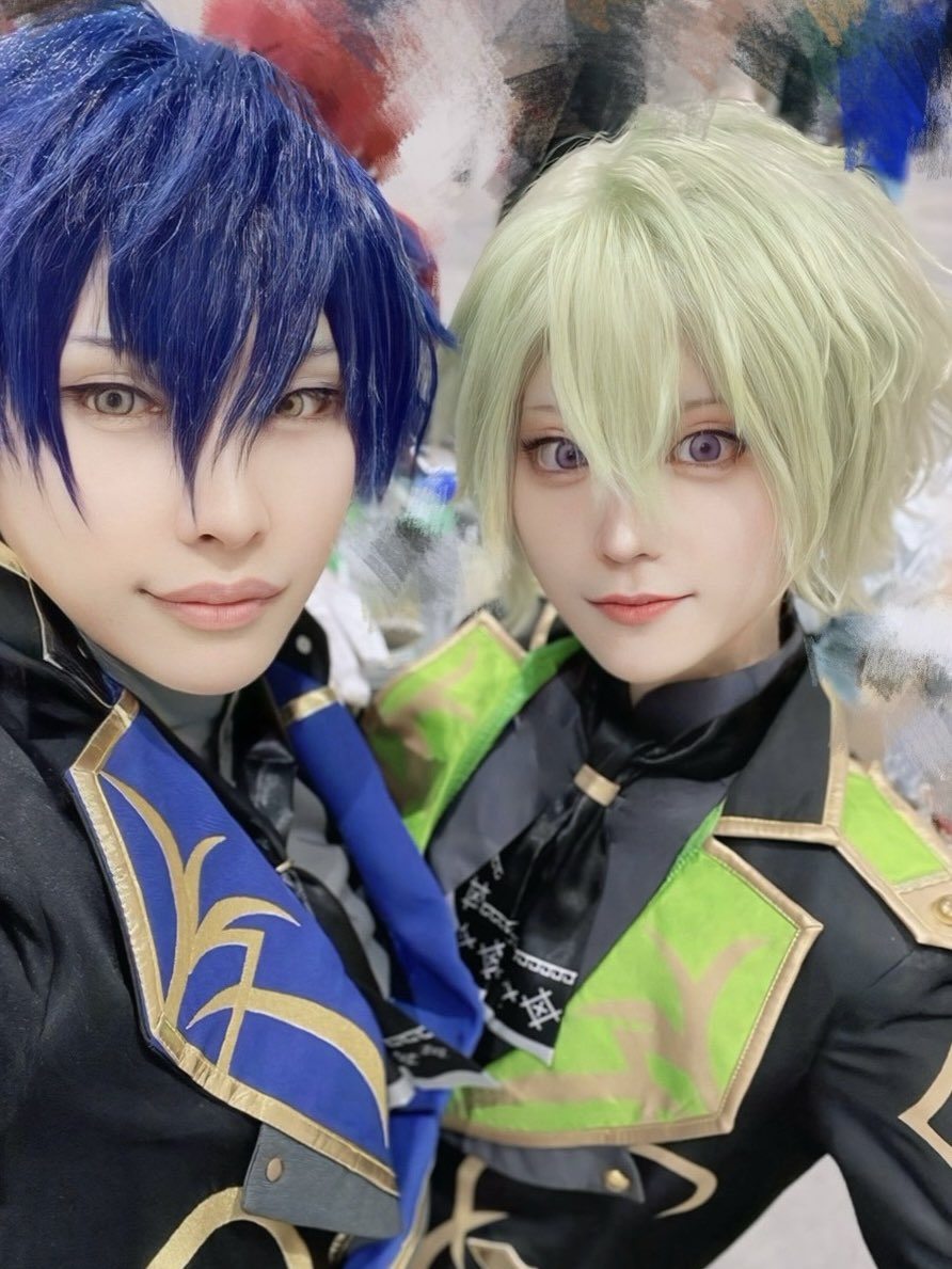 ⚠︎cos / enst

昨日のおでライお疲れ様でした〜！4年前に宅コスで遊んだきりずっと眠らせてたジュンとおひいさんを引っ張り出して参加してきたよ🌊☀️
ベルト崩壊して振り回されて悔しかったけど久しぶりにｱｲﾄﾞﾙやって楽しかった〜😭

 #おでライ青森  
#おでかけライブin青森