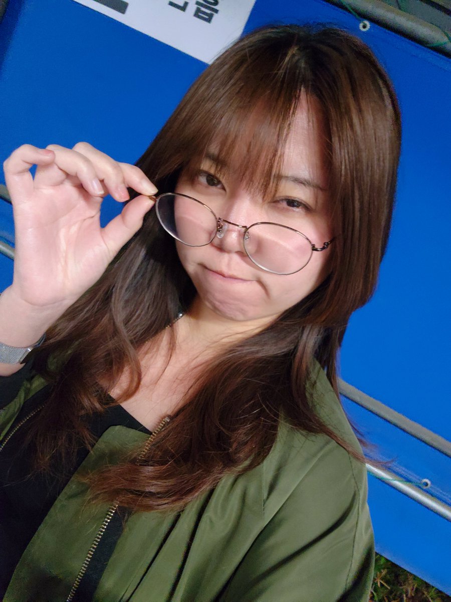 레토 tweet media