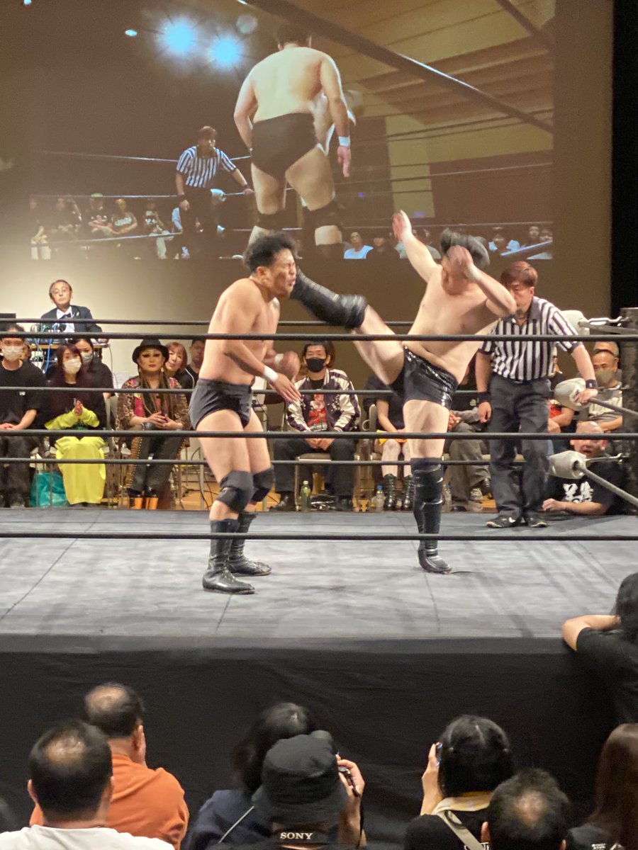 フクザワマキコ tweet media