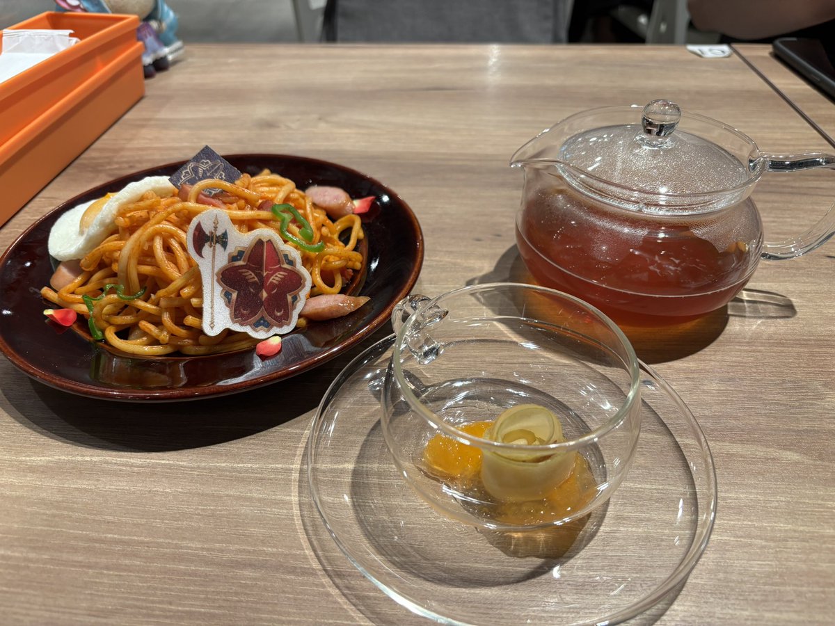 Unyn_Cps's tweet photo. 昨日はコンパスカフェにいました
マリアミ揃ってサイコ〜〜〜〜〜 https://t.co/keJXjpF1Z3