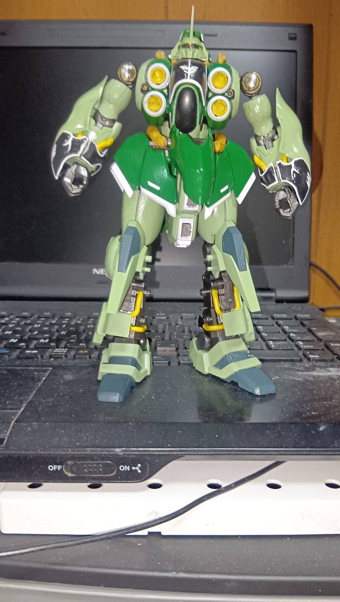 ガンプラ #HG #クシャトリヤ おはツイ出来なかった。 とりあえず進捗