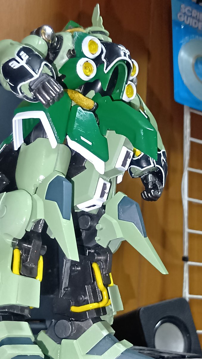 ガンプラ #HG #クシャトリヤ おはツイ出来なかった。 とりあえず進捗