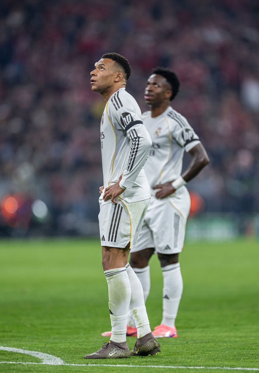 ️️ ️️KARIM tweet media