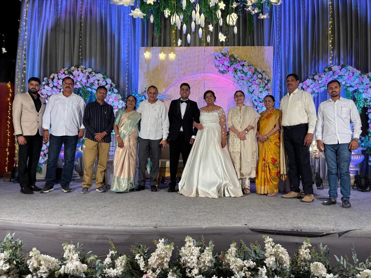 snehadubepandit's tweet image. Delighted to attend the wedding ceremony of Derick &amp;amp; Nelfa.

Wishing the lovely couple a lifetime filled with love, joy, and togetherness. Heartfelt congratulations to both families on this wonderful occasion! 💐

#wedding #blessing #vasai #snehadubepandit