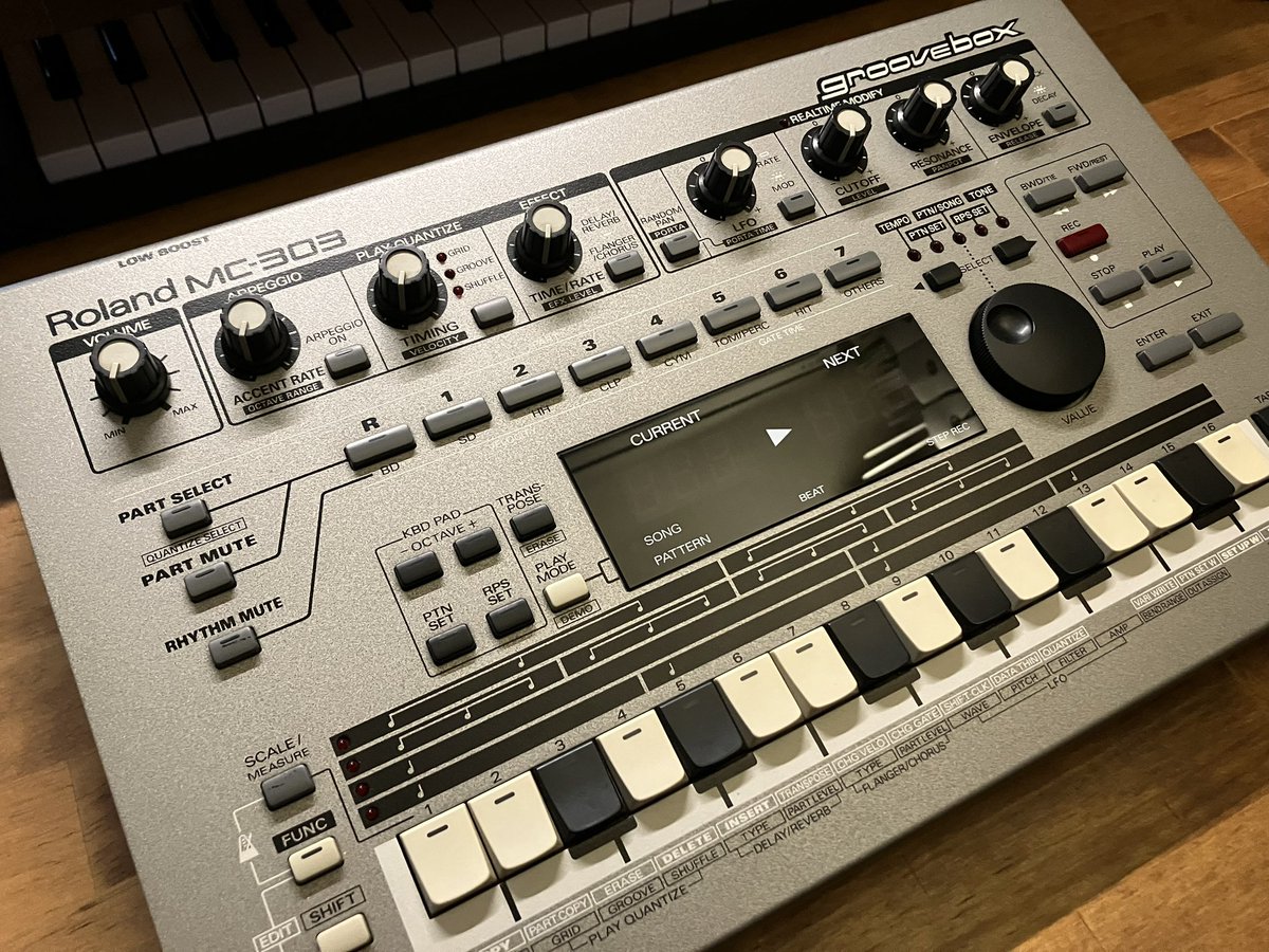 Rolandの古いGrooveBox、持ってても大抵はコレクションになってしまう