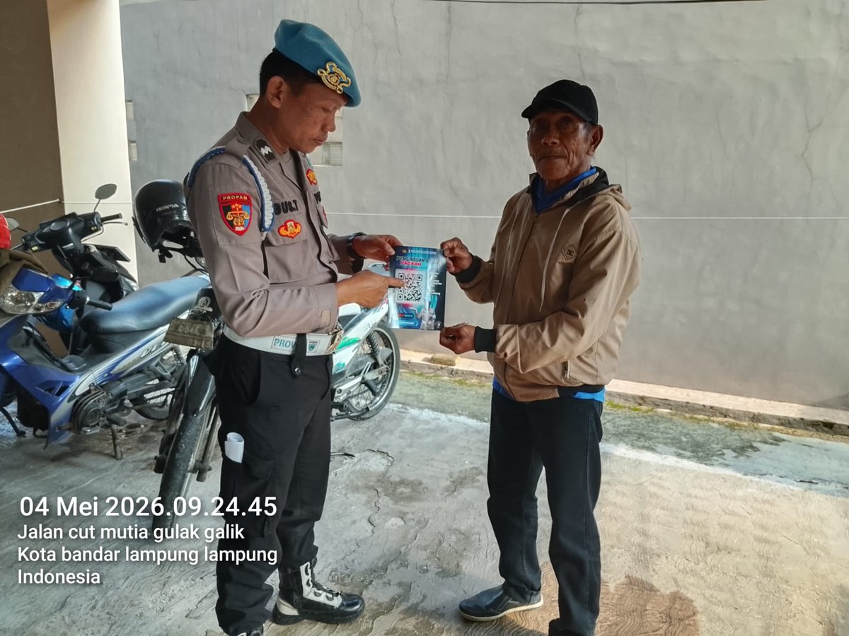 Hello71116883's tweet photo. " Sosialisasi Pengaduan Cepat Propam Polri "
( #polisipenolong, #polrestabandarlampung )
@humaspoldalampung
@polrestabandarlampung https://t.co/1ZpNk6MgBm