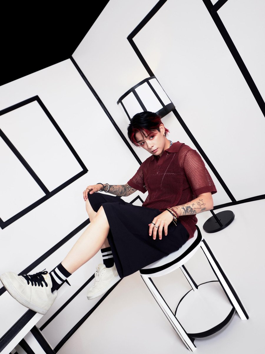 amberroyalcom's tweet photo. 20260504 Amber IG Update

and we have lift off 🚀

@amberliu 
#AmberLiu 
#刘逸云 https://t.co/Tzw9z9klPo