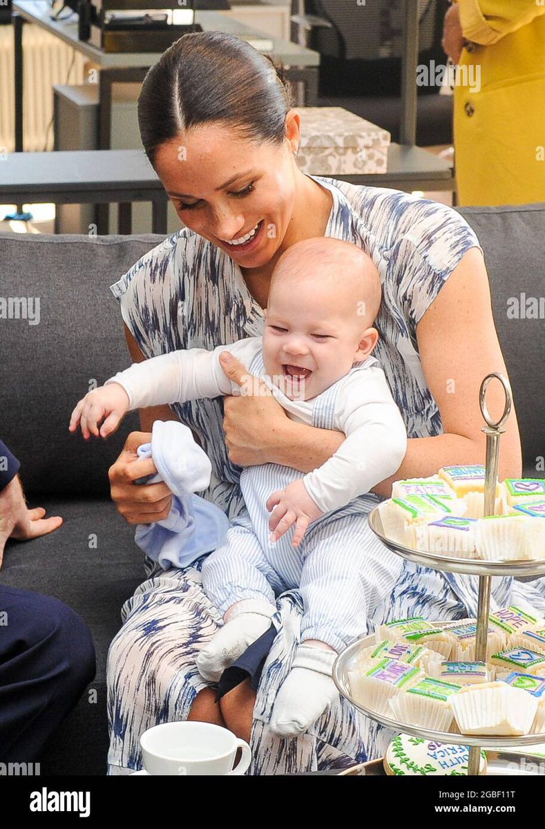 Harry, Meghan’s Spare tweet media