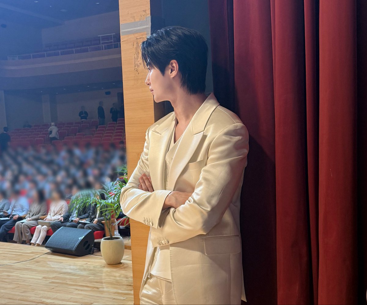 우체석 ◠‿◠ 👑💙 tweet media