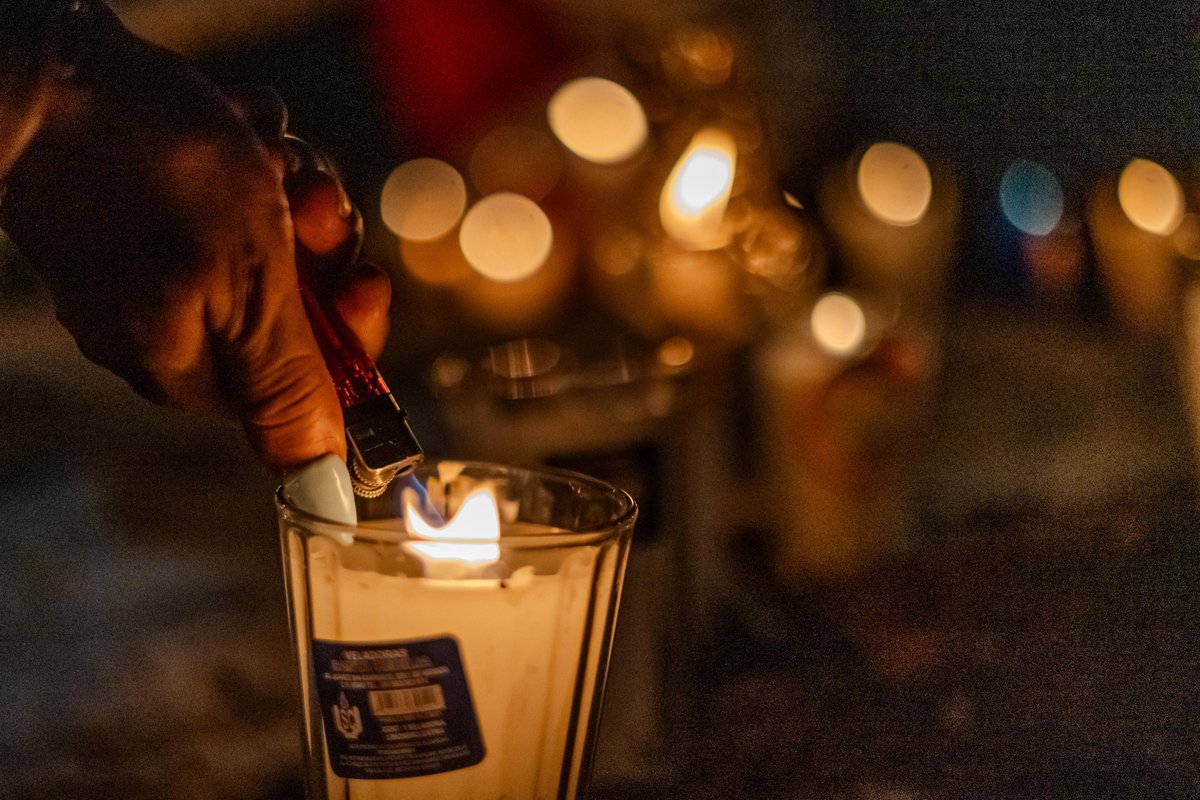 diario24horas's tweet image. 🚨 ​A cinco años de la caída de la Línea 12 del #MetroCDMX, en el tramo entre las estaciones Olivos y Tezonco, familiares y amigos de las víctimas de este lamentable hecho se reunieron en la estación Nopalera para realizar una marcha silenciosa hasta el punto del accidente, en