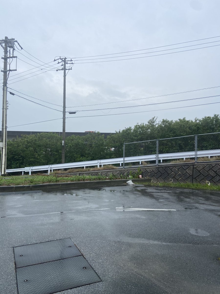 itikabatikade's tweet photo. GWなのに雨

#沖縄　#GW #雨　#沖縄移��
#沖縄生活 https://t.co/QU72USebH0