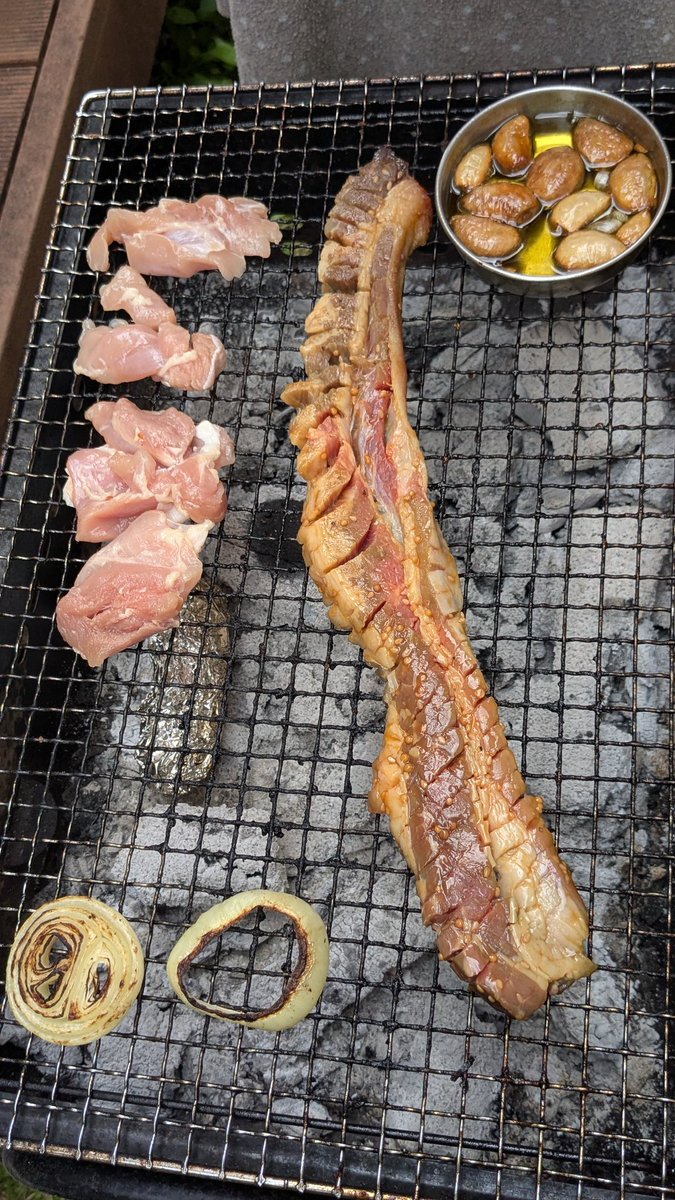 かめせんにん tweet media