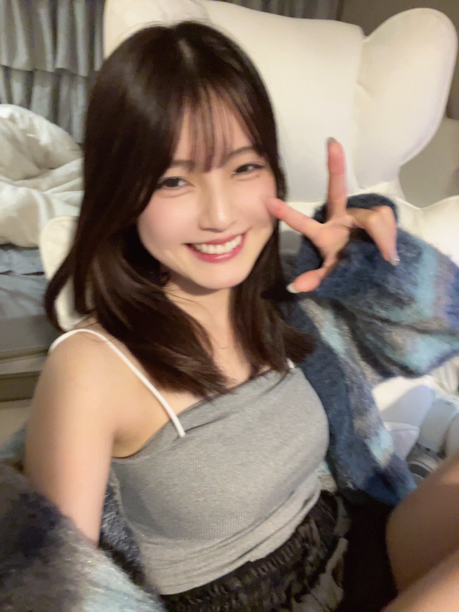 バズ速報くん tweet media