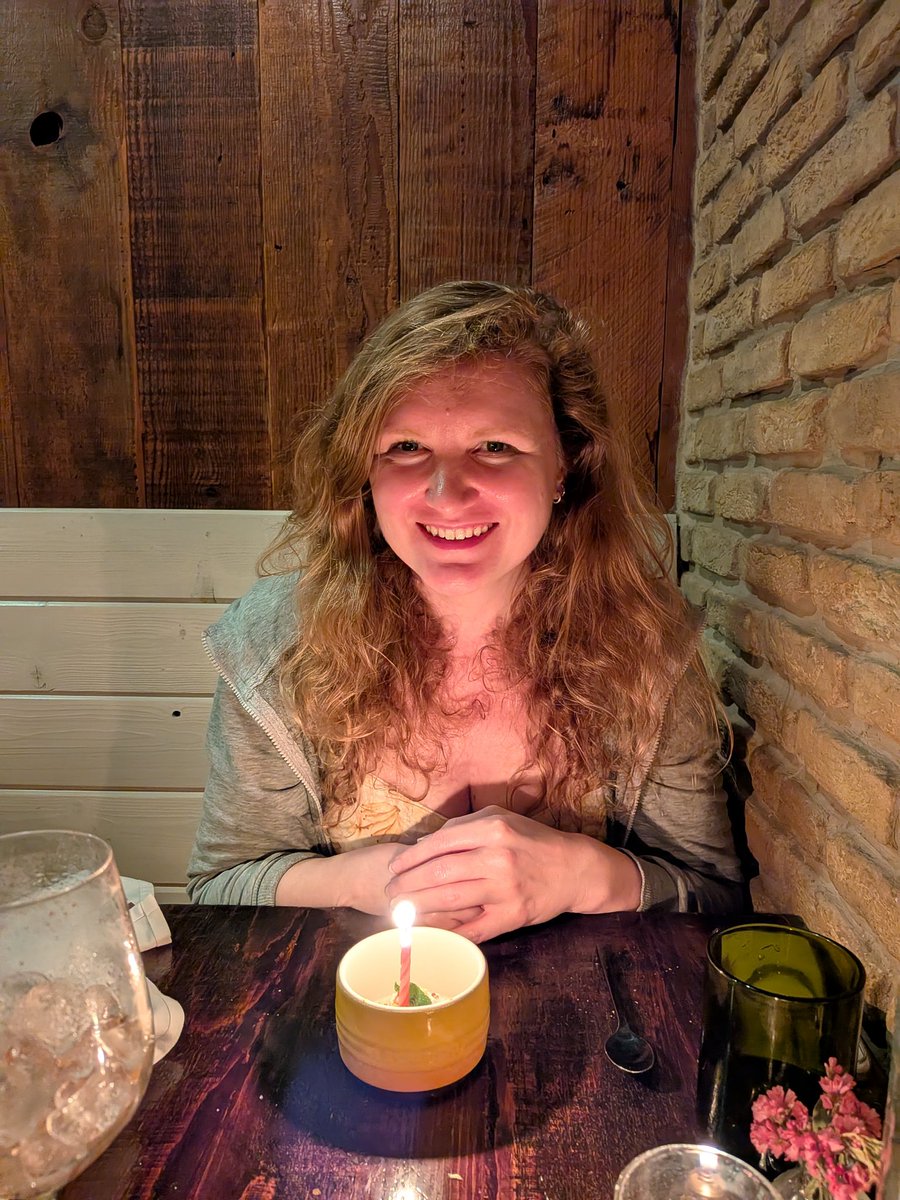 Alberto310's tweet photo. Happy birthday to my wife 🥳 Life has been good lately and I'm glad to be spending it with you! We have lots to look forward to in the future as well ☺️ https://t.co/Ac9QRMRPLf