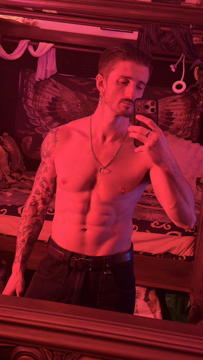 Mattyperreo tweet media