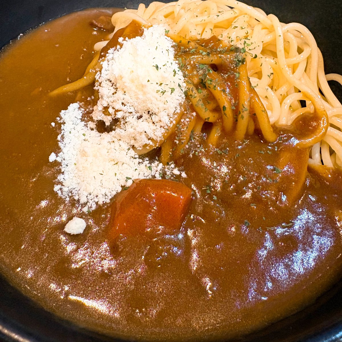 lexelias's tweet image. 今日のおひるごはん！（・‐・)ノ🍛🍝✨

#おそとごはん #restaurant #飯テロ同好会