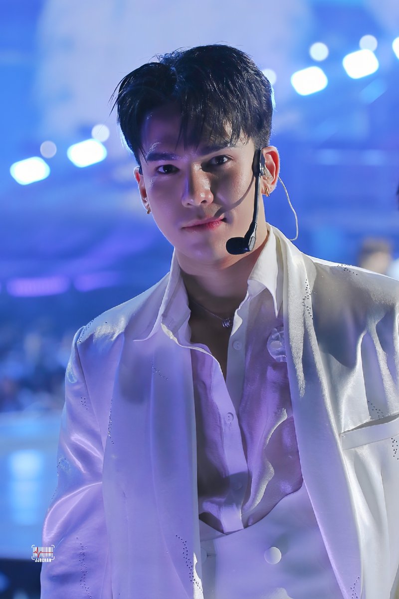 🐰 A : PiMay_AP 🐰 tweet media