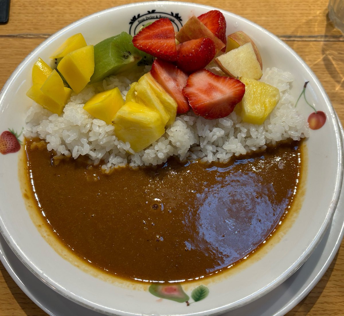 oguressive's tweet photo. ①シュラスコ　②マグロ　③フルーツカレー https://t.co/5TXeTf8HkO