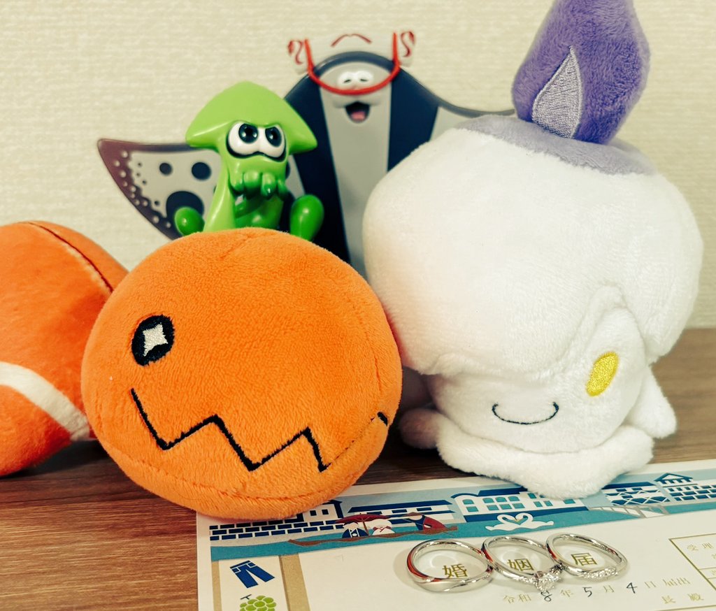 しろこく tweet media