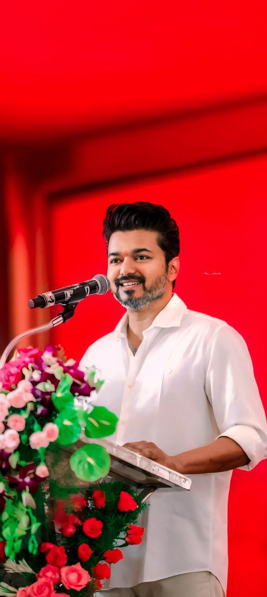 Unga Vijay justified ✅🫶
Ground work gattiga vundhi network next level lo vundhi
#TVKVijay‌