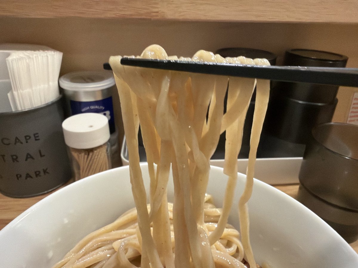 孤高のスナイパー tweet media