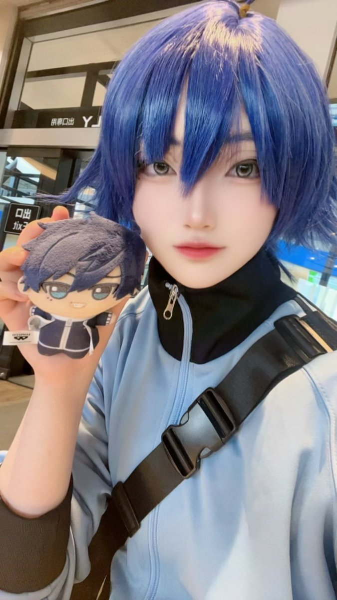 ロイ tweet media