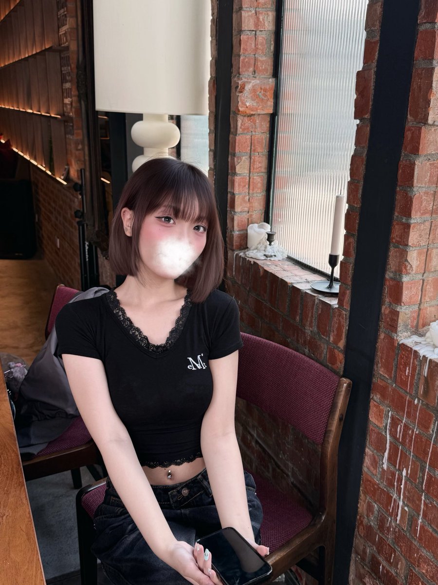 𝕽.🍒 tweet media