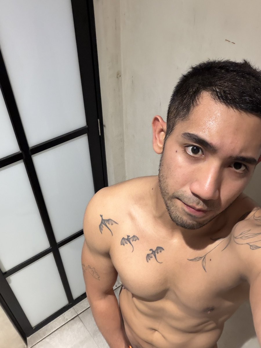 Carlos tweet media