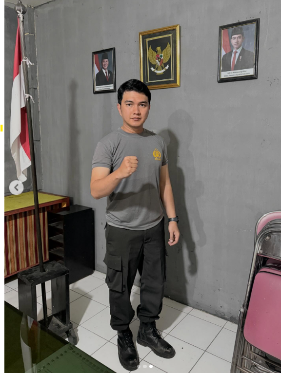 Lambe Seleb tweet media
